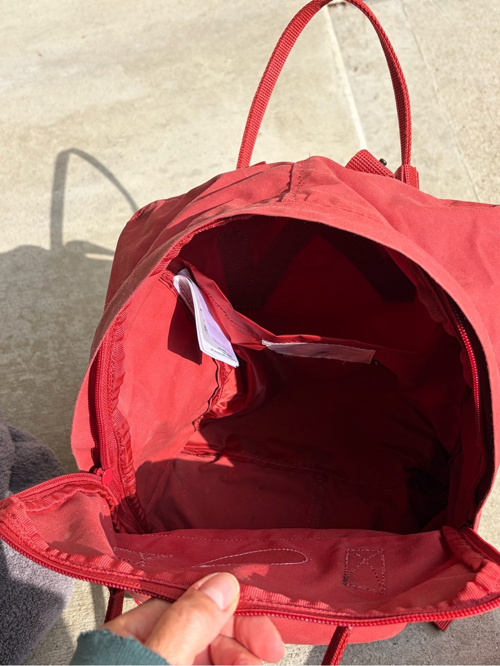 Fjallraven Kånken Classic Red Backpack - Picture 8 of 8